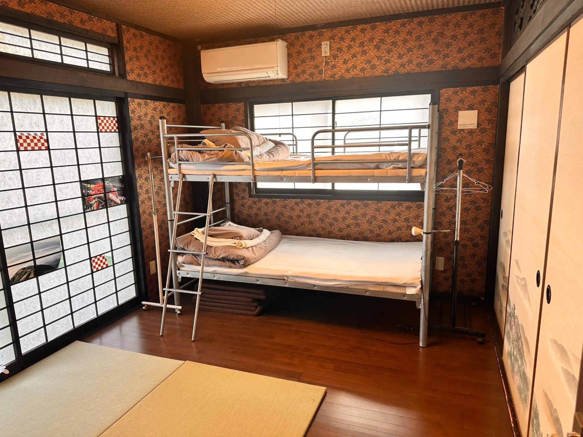 Guesthouse Tiga Kumamoto Exteriör bild